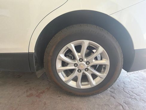 Used 2021 Chevrolet Equinox LT FWD image 6