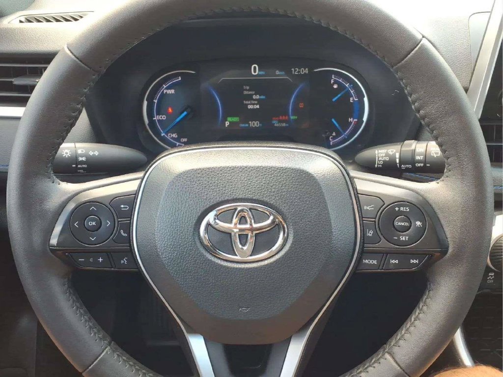 Used 2023 Toyota RAV4 SE w/ Convenience Package AWD/4WD image 16