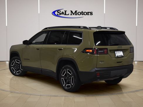 New 2026 Jeep Cherokee Laredo AWD/4WD image 3