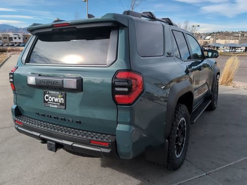 Used 2025 Toyota 4Runner TRD Off-Road Premium image 8