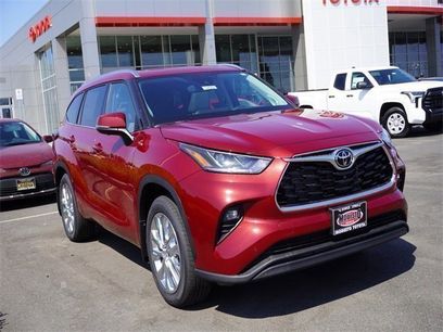New 2025 Toyota Highlander Limited