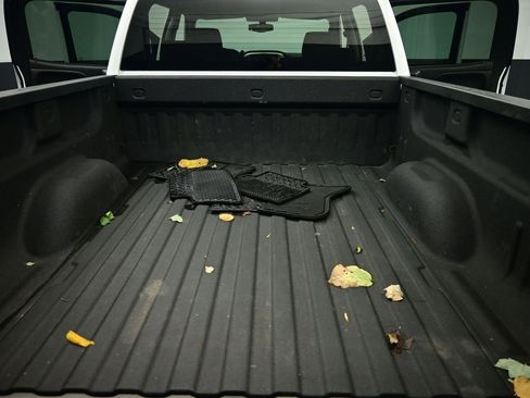 Used 2017 Chevrolet Silverado 1500 LT w/ LPO, Black Pack image 39