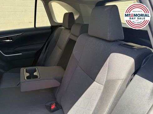 Used 2022 Toyota RAV4 XLE w/ Convenience Package AWD/4WD image 24