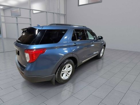 Used 2020 Ford Explorer XLT w/ Equipment Group 202A image 8