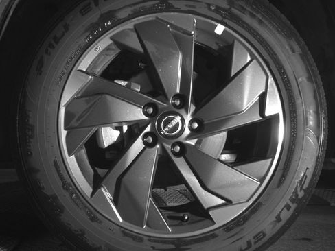 Used 2025 Nissan Rogue SV image 12