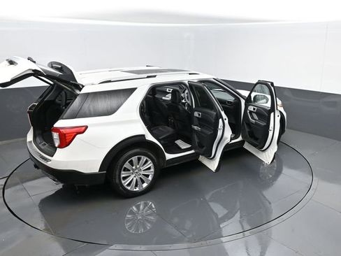 Used 2023 Ford Explorer Limited w/ Limited Technology Package image 33