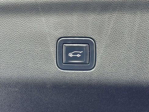 Certified 2022 Chevrolet Tahoe Z71 image 24