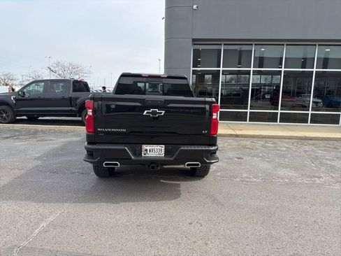 Used 2024 Chevrolet Silverado 1500 LT Trail Boss w/ Convenience Package II image 5