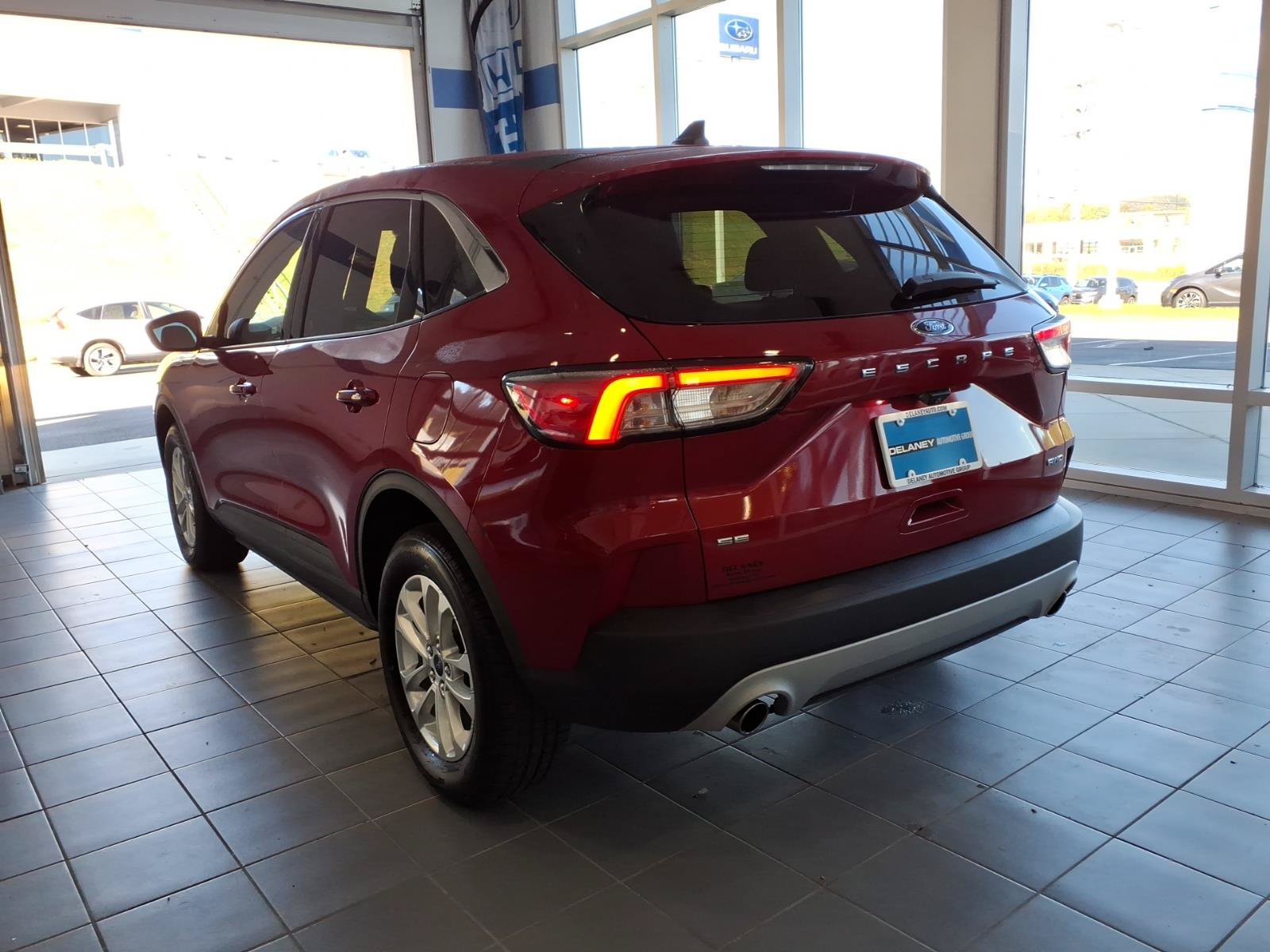 Used 2022 Ford Escape SE w/ Convenience Package AWD/4WD image 7