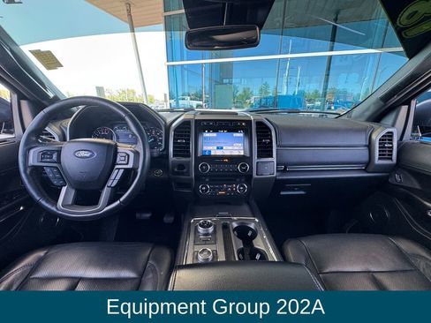 Used 2018 Ford Expedition XLT w/ Equipment Group 202A image 6