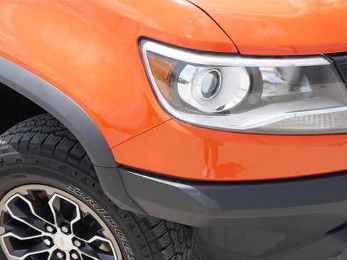 Used 2020 Chevrolet Colorado ZR2 AWD/4WD image 3