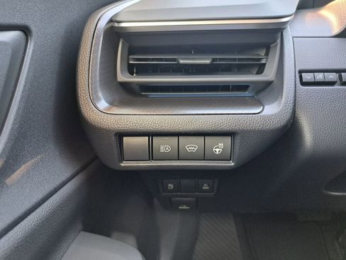 New 2026 Toyota Prius Plug-In Hybrid image 15