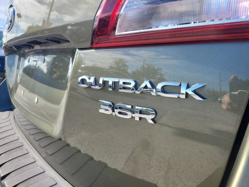 Used 2018 Subaru Outback 3.6R Limited image 10