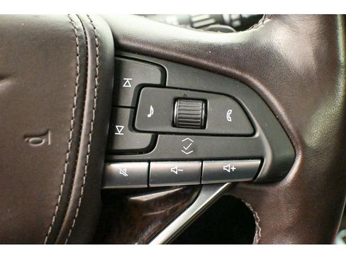 Used 2022 Cadillac Escalade ESV Premium Luxury Platinum image 44