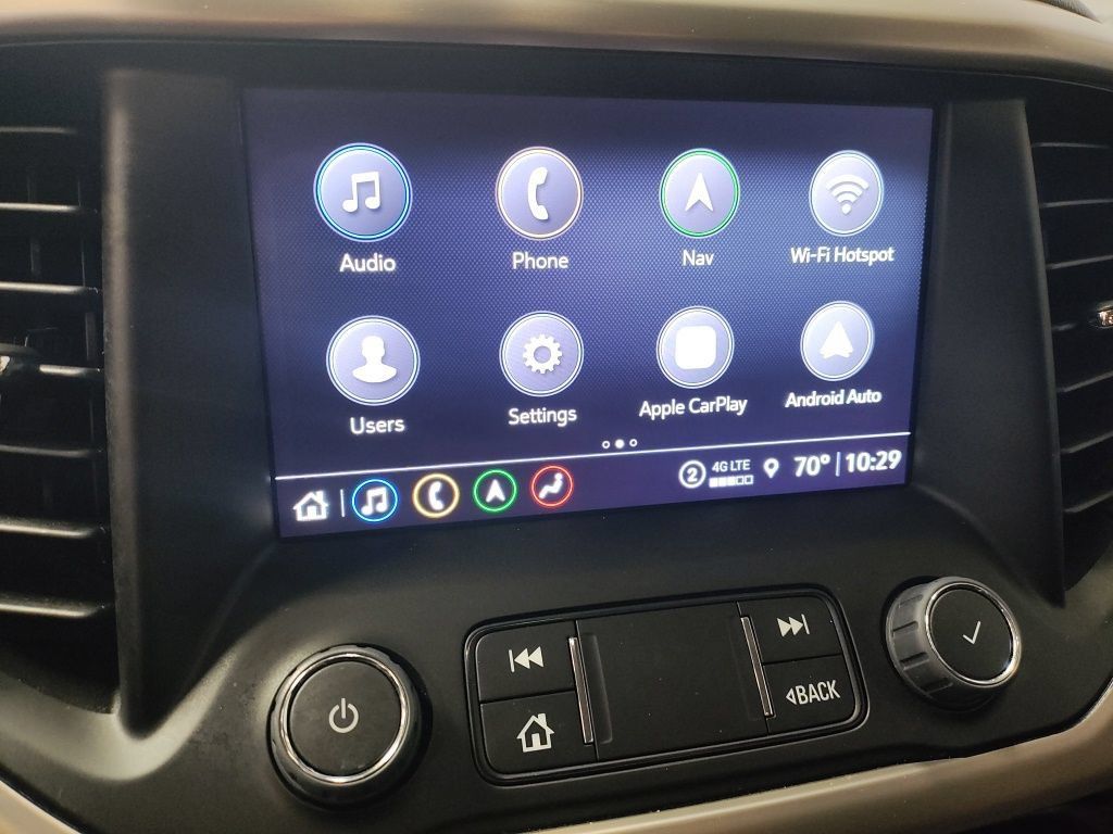 Used 2023 GMC Acadia Denali w/ Denali Technology Package FWD image 30