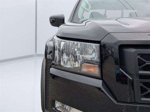 Used 2024 Nissan Frontier SV w/ Hardbody Edition image 13