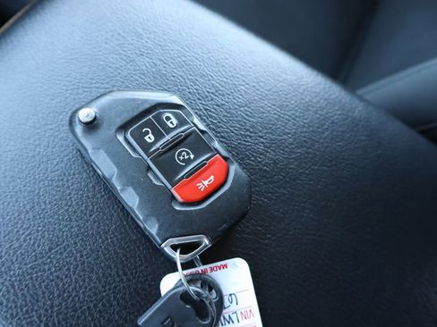 Used 2020 Jeep Wrangler Unlimited Sport AWD/4WD image 37