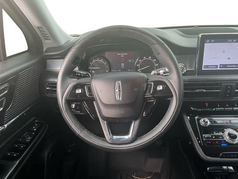 Used 2022 Lincoln Corsair FWD w/ Equipment Group 101A image 18