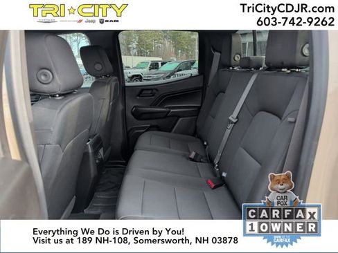 Used 2024 Chevrolet Colorado Trail Boss w/ Technology Package image 32