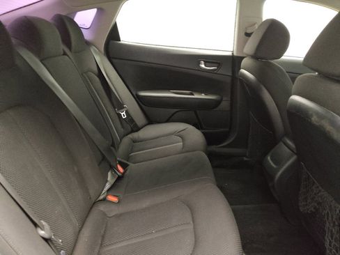 Used 2020 Kia Optima LX image 19