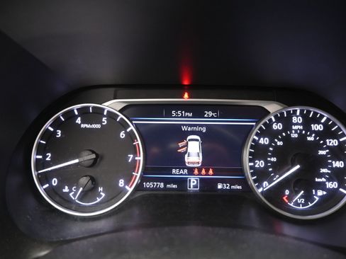 Used 2022 Nissan Sentra SV FWD image 18