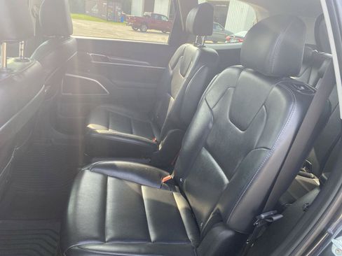 Used 2020 Kia Telluride S AWD/4WD image 34