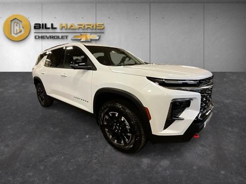 New 2026 Chevrolet Traverse Z71 w/ Driver Confidence Package AWD/4WD image 11