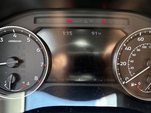 Used 2024 Mitsubishi Outlander FWD image 12