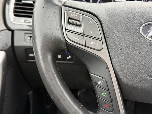 Used 2014 Hyundai Santa Fe Limited w/ Ultimate Package 07 image 23