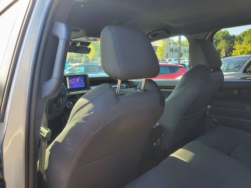 Used 2024 Toyota Tacoma SR5 RWD image 10
