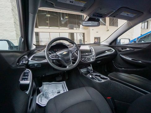 Used 2024 Chevrolet Malibu LT FWD image 14