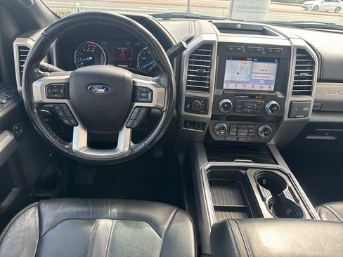 Used 2019 Ford F350 Platinum w/ Platinum Ultimate Package AWD/4WD image 19