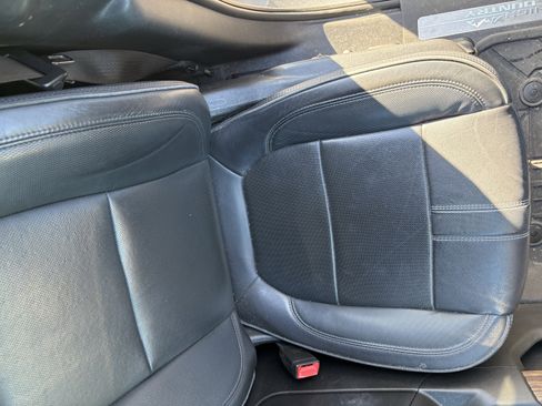 Used 2022 Chevrolet Silverado 1500 High Country w/ Technology Package image 12