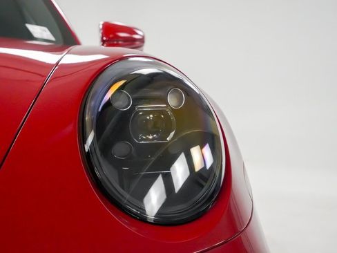 Used 2022 Porsche 911 Carrera GTS image 8