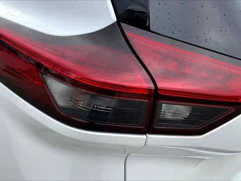 New 2026 Nissan Rogue Platinum image 12