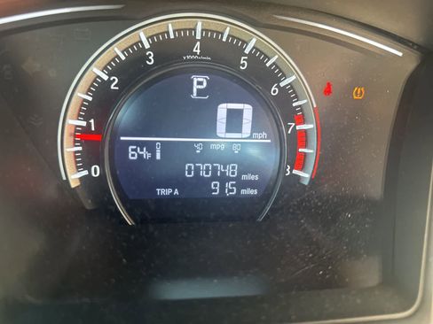 Used 2016 Honda Civic LX image 2