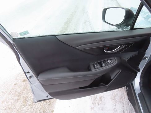 Used 2024 Subaru Outback Premium image 28