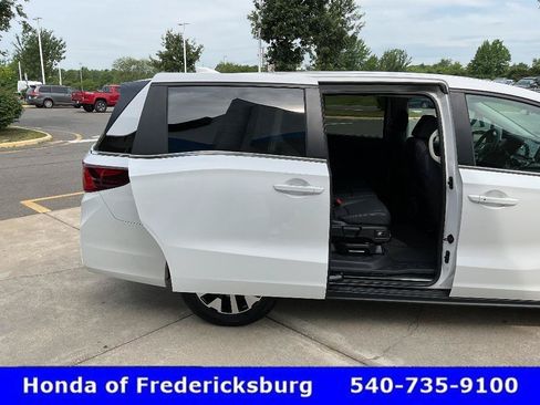 Used 2026 Honda Odyssey EX-L image 15