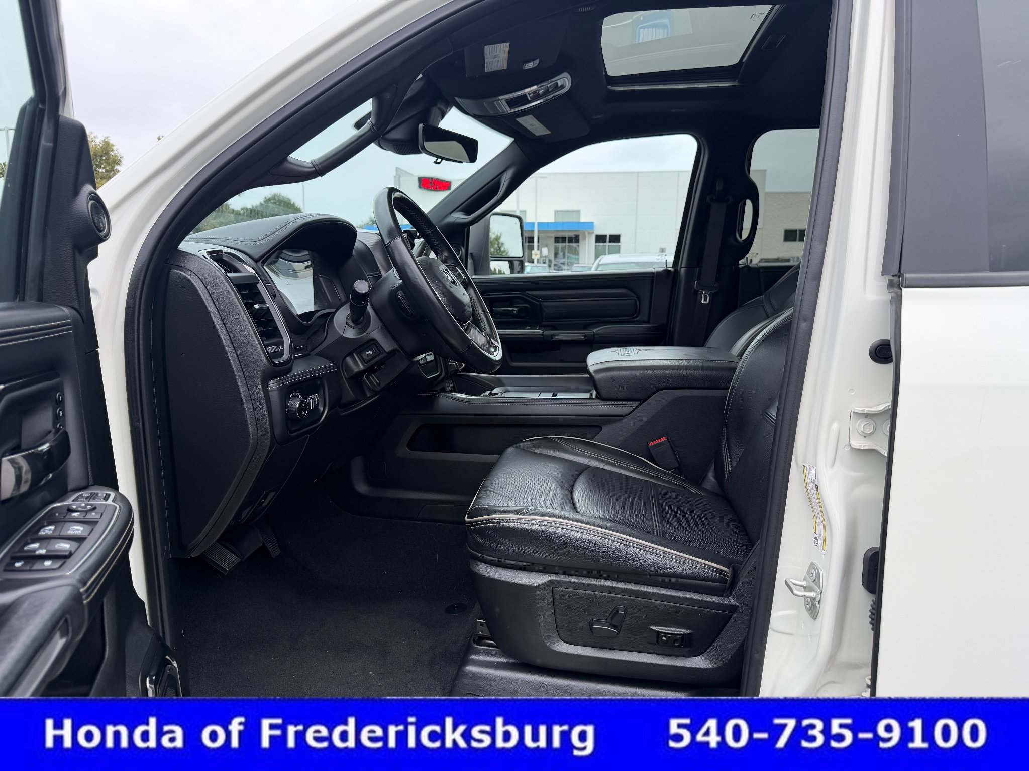 Used 2023 RAM 2500 Limited AWD/4WD image 20