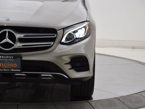 Used 2019 Mercedes-Benz GLC 350e 4MATIC image 10