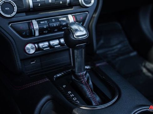 Used 2019 Ford Mustang GT Premium w/ Equipment Group 401A image 10