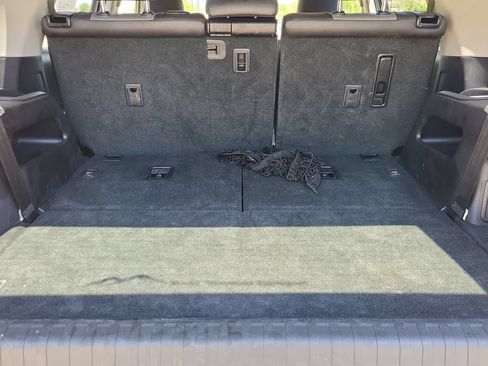Used 2021 Toyota 4Runner SR5 Premium w/ Moonroof Package AWD/4WD image 19