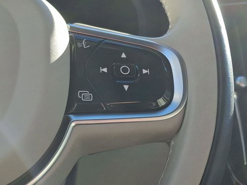 Certified 2023 Volvo XC60 B5 Plus w/ Climate Package image 24