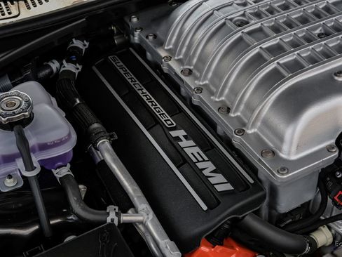 Used 2023 Dodge Challenger SRT Hellcat RWD image 85