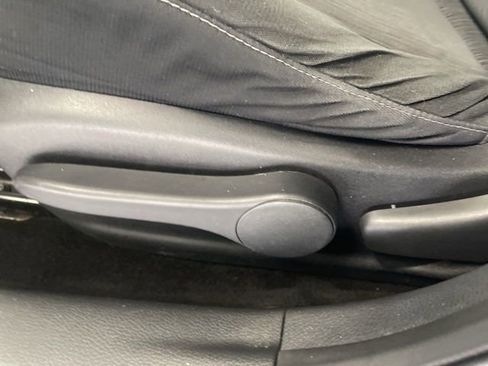 Used 2014 Nissan Sentra SV image 16