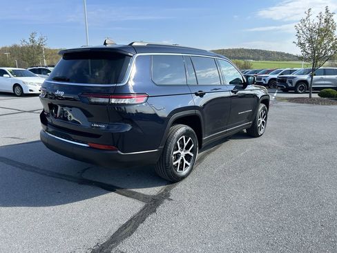 Used 2024 Jeep Grand Cherokee L Limited image 7