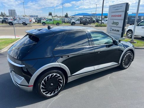 Used 2024 Hyundai Ioniq 5 Limited AWD/4WD image 18