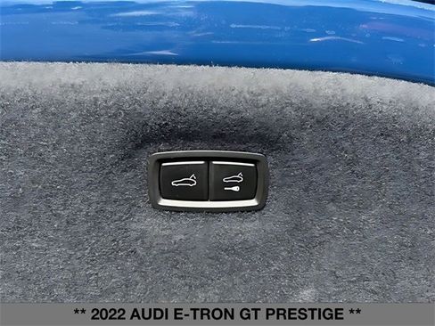 Used 2022 Audi e-tron GT Prestige image 15