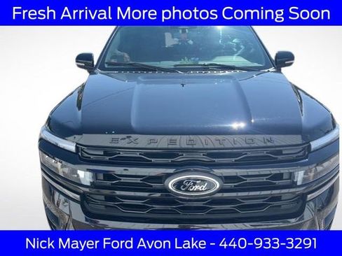 Used 2023 Ford Expedition Limited AWD/4WD image 11