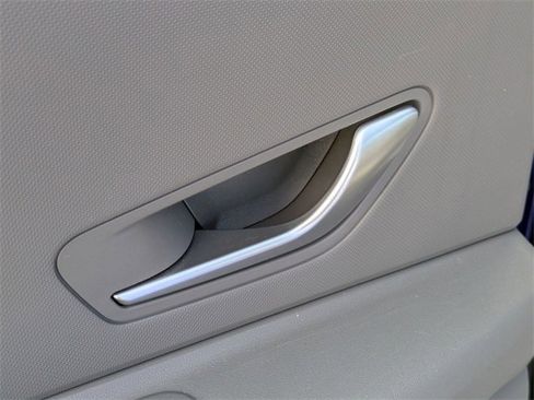 Used 2024 Hyundai Elantra SEL image 27